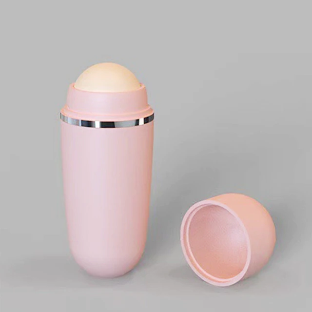 HerbaBeauty™ Gentle facial roller against sebum and sweat | Smooth skin anytime, anywhere!