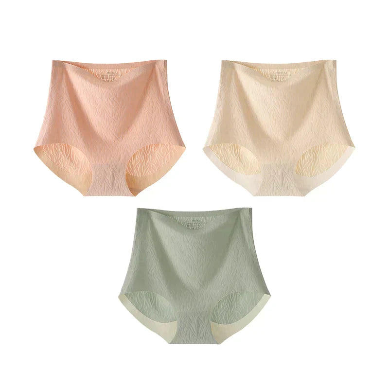BottomUp™ Seamless high-waist panties that lift the buttocks