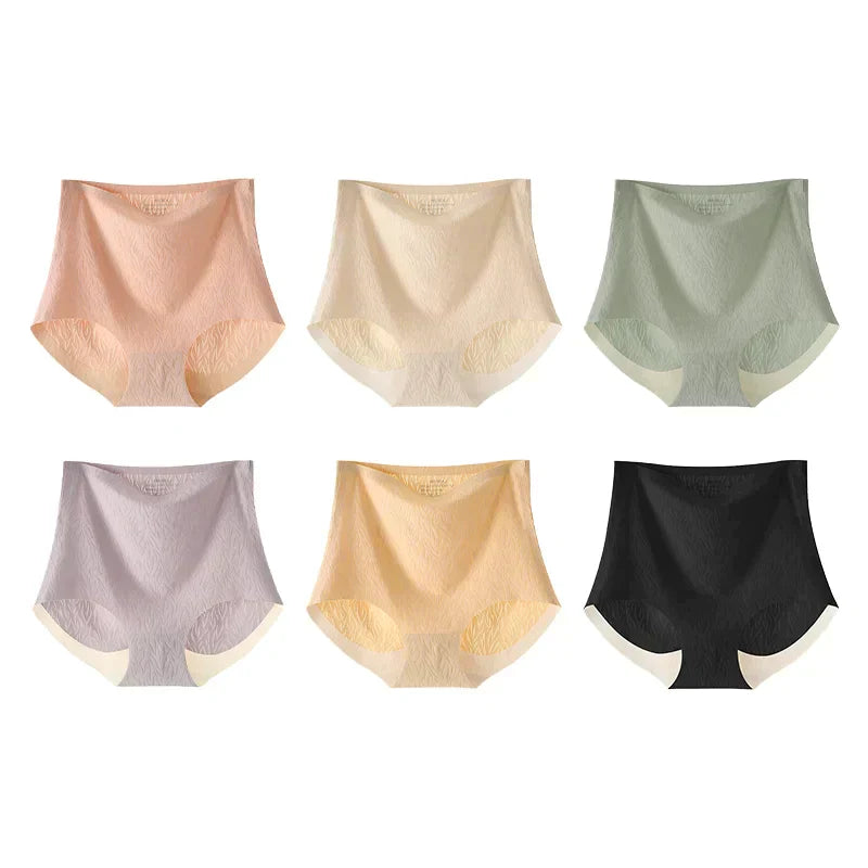 BottomUp™ Seamless high-waist panties that lift the buttocks