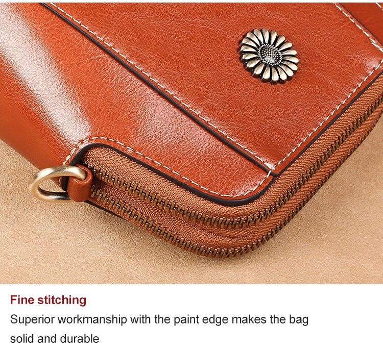 Sancha™ Small vintage style shoulder bag