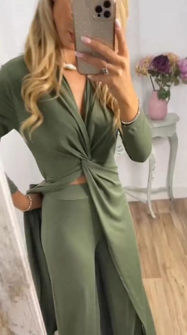 Ash Meskill™ Casual set