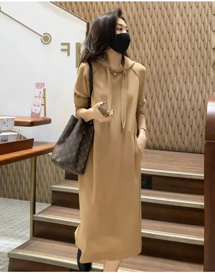 Adriana Del Pozo™️ Casual dress with a hood