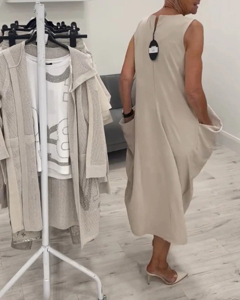 Beata Leuzzi™ Simple Sleeveless Dress with Pockets
