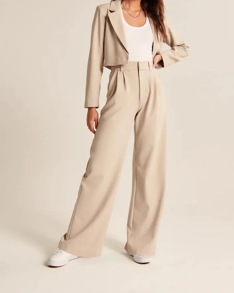 Celine Montclair™️ Casual trousers with high waist and wide legs