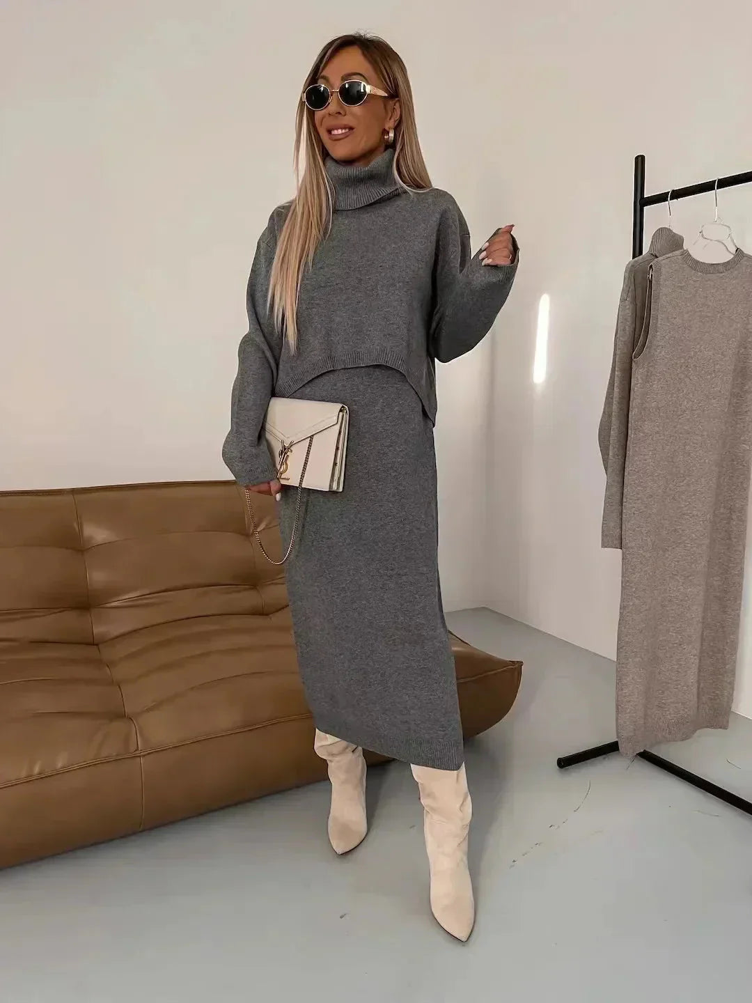 Flavia Lauletta™ Elegant sweater and skirt set