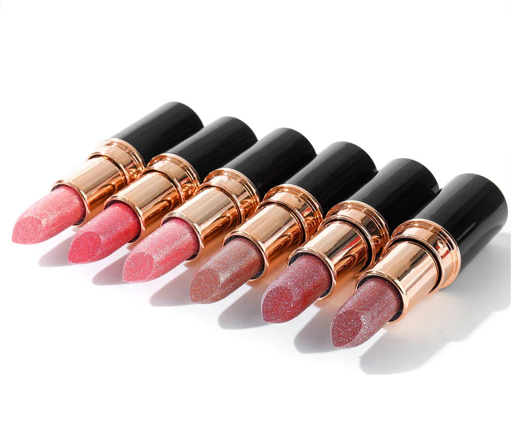 GlimLuxe™ Lipstick with a shimmering shine
