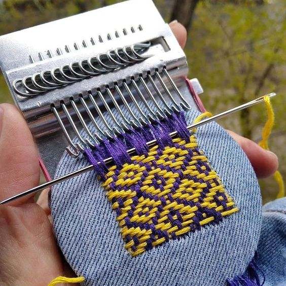 Loom Master™ Darning mini loom