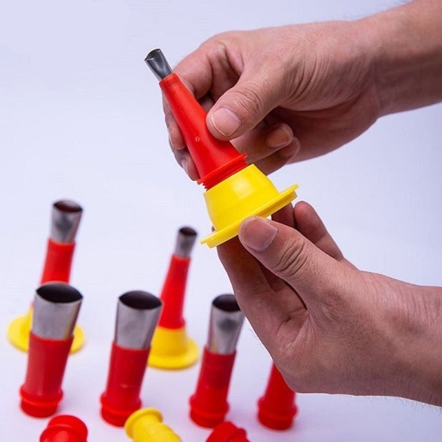 Quick FixKit™ Caulking Gun