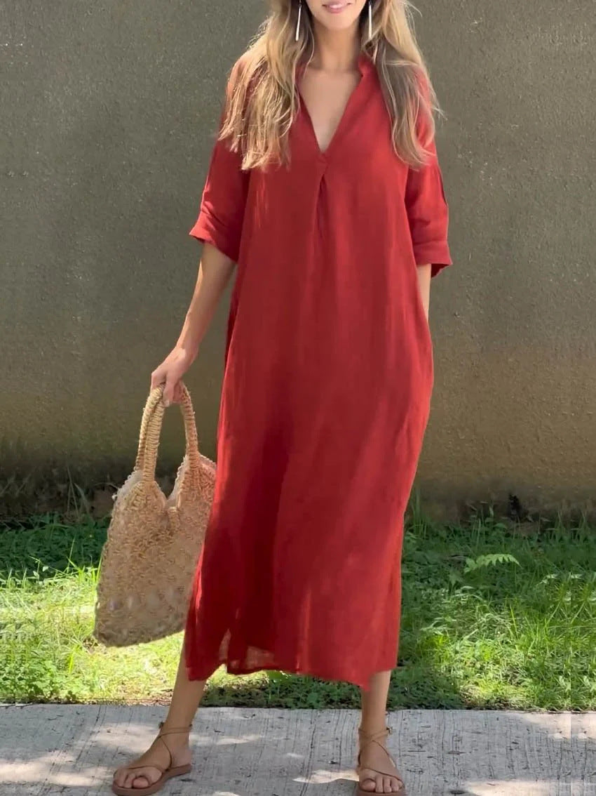 Rosa Pio™ Elegant dress with slit V-neckline