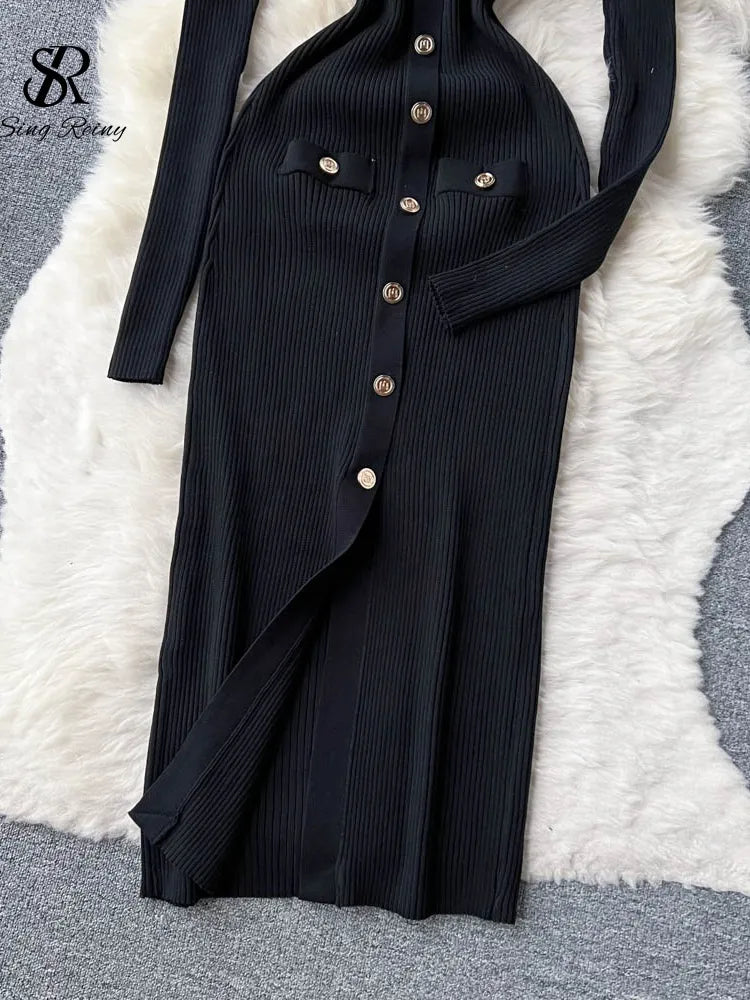 Corazón™ Knitted midi dress with button closure