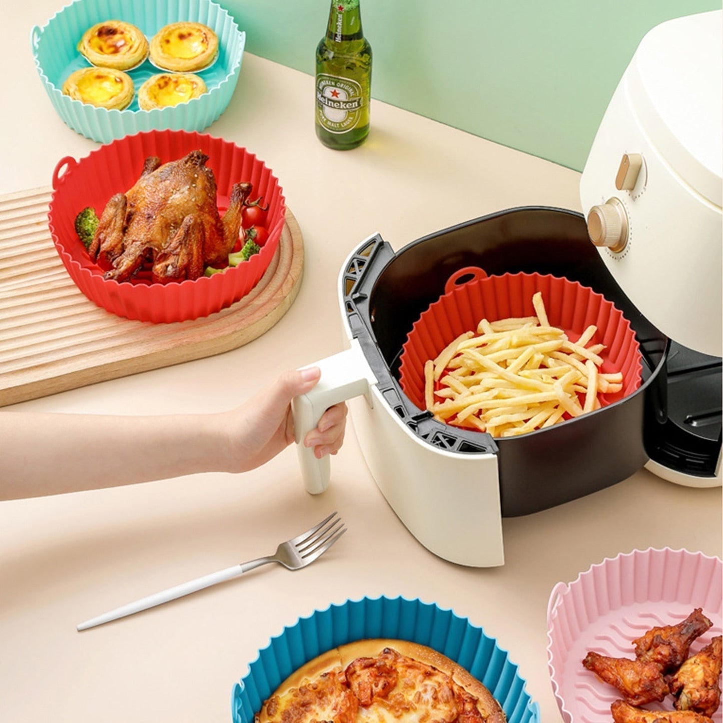 FryProtect™ Air Fryer Silicone Frying Pan