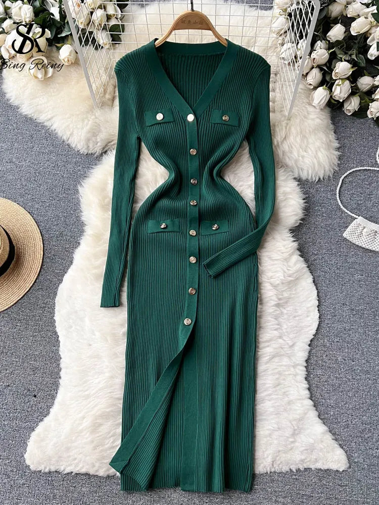 Corazón™ Knitted midi dress with button closure