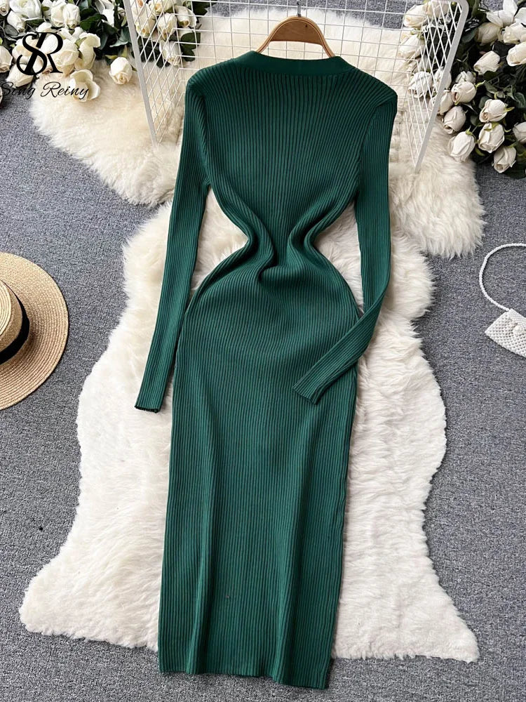 Corazón™ Knitted midi dress with button closure