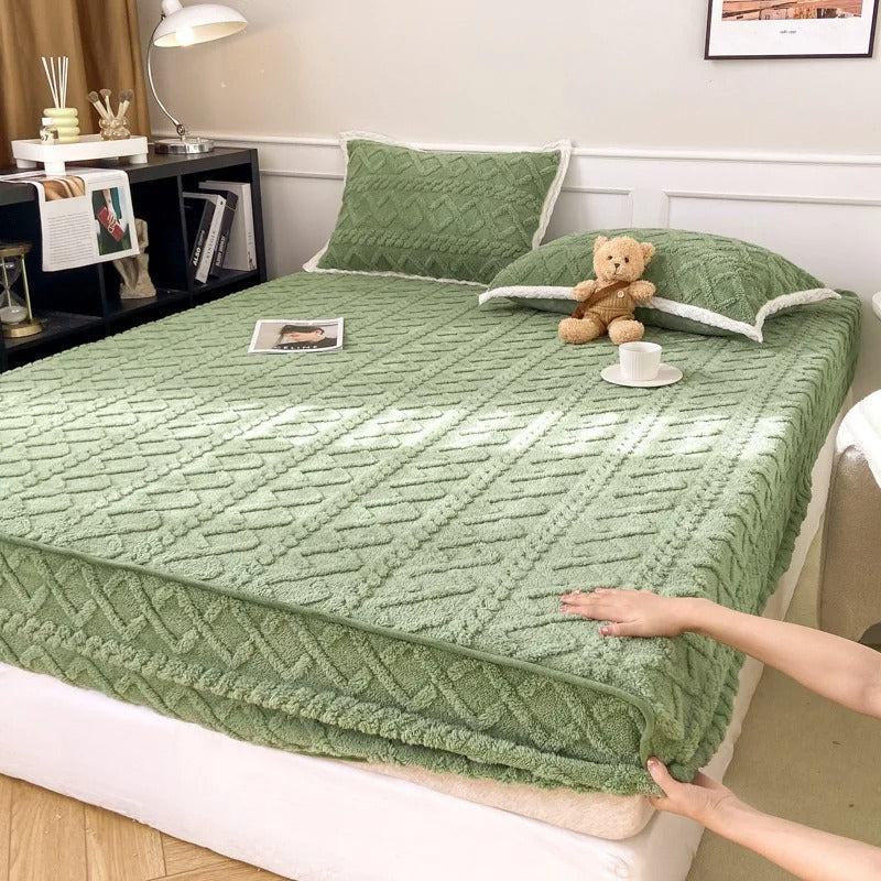 ComfortAura Pro™ Velvet flannel bedding