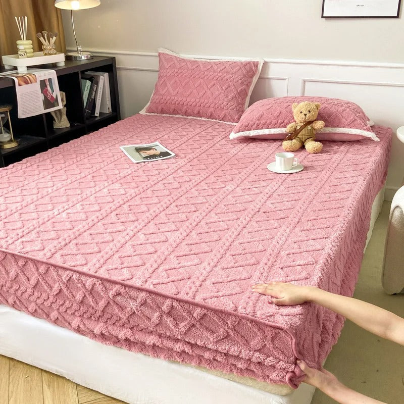 ComfortAura Pro™ Velvet flannel bedding