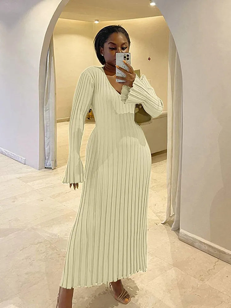 Noemi Chic™️ Knitted dress