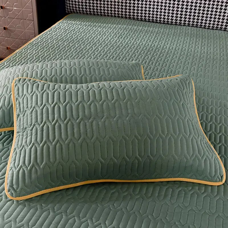 Comfy Charm™ Soft mattress protector