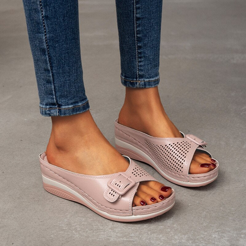 MariaComfort™ Fashionable wedge sandals