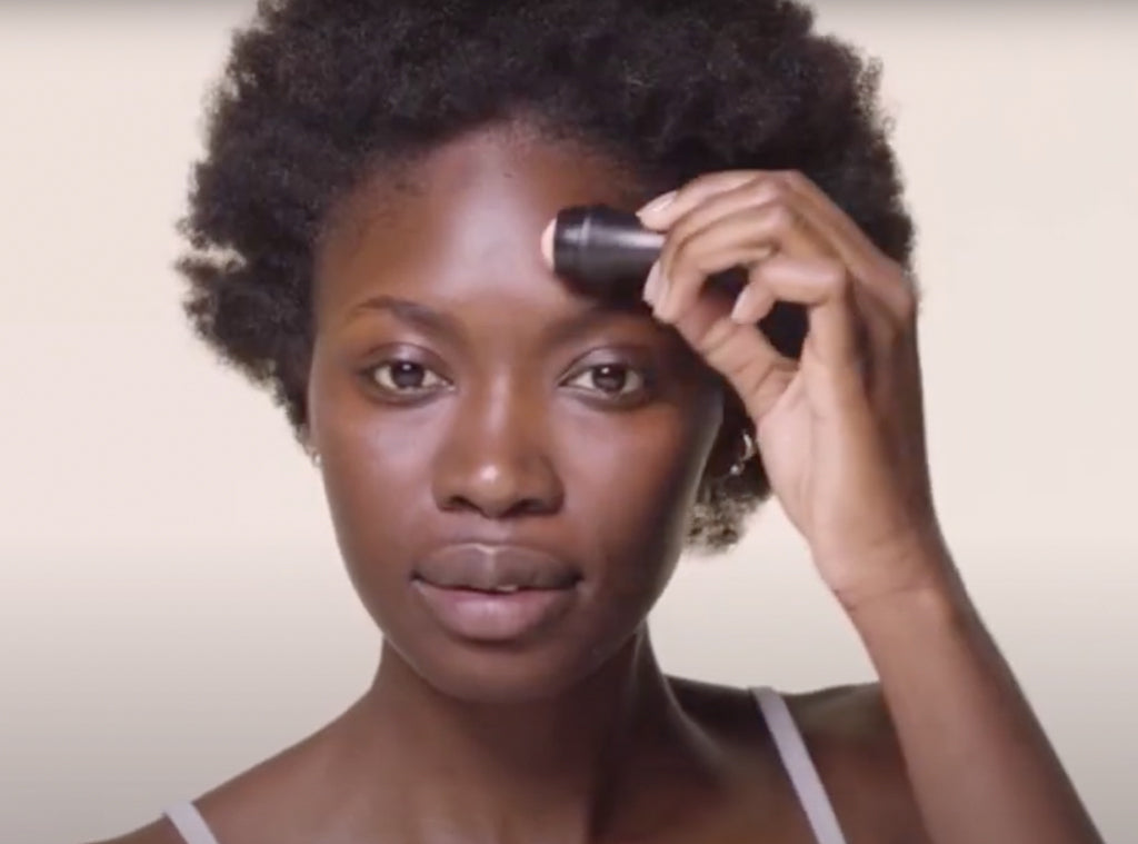 HerbaBeauty™ Gentle facial roller against sebum and sweat | Smooth skin anytime, anywhere!