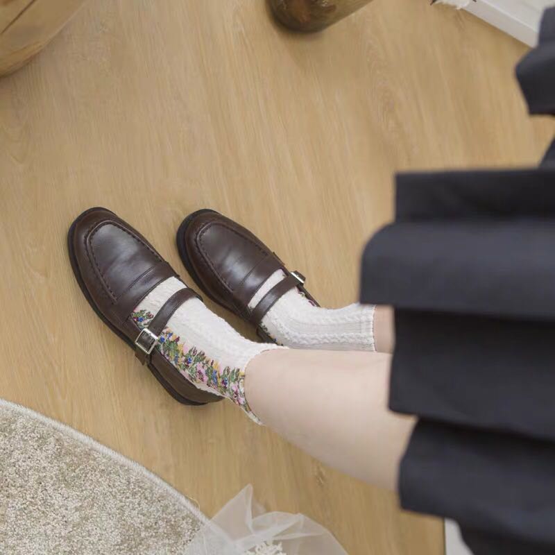 Vimoda™️ Vintage style socks with embroidered flowers