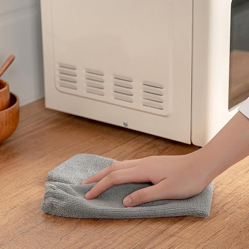 DoubleDuster™ Flexible, long dusting brush