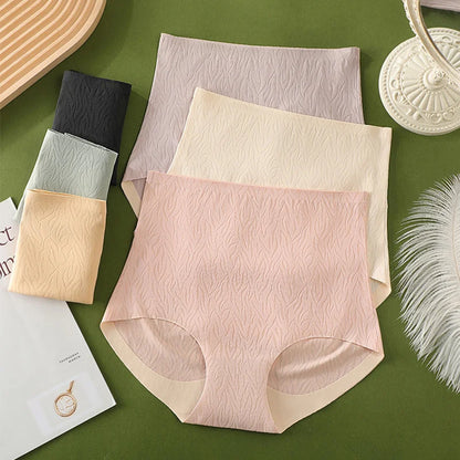 BottomUp™  Seamless high-waist panties that lift the buttocks