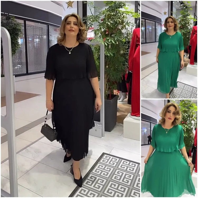 Amanda Hogan™ Elegant dress with half sleeves and round neckline