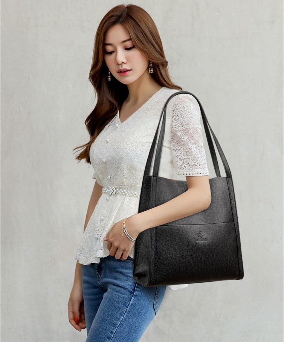 Laure™️  Large autumn bag