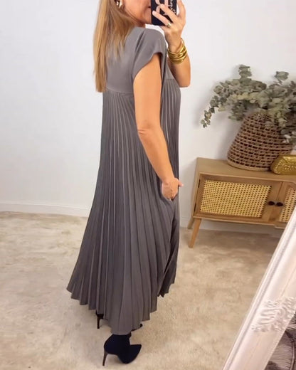 Bonita Escalera™ Pleated long sleeveless dress