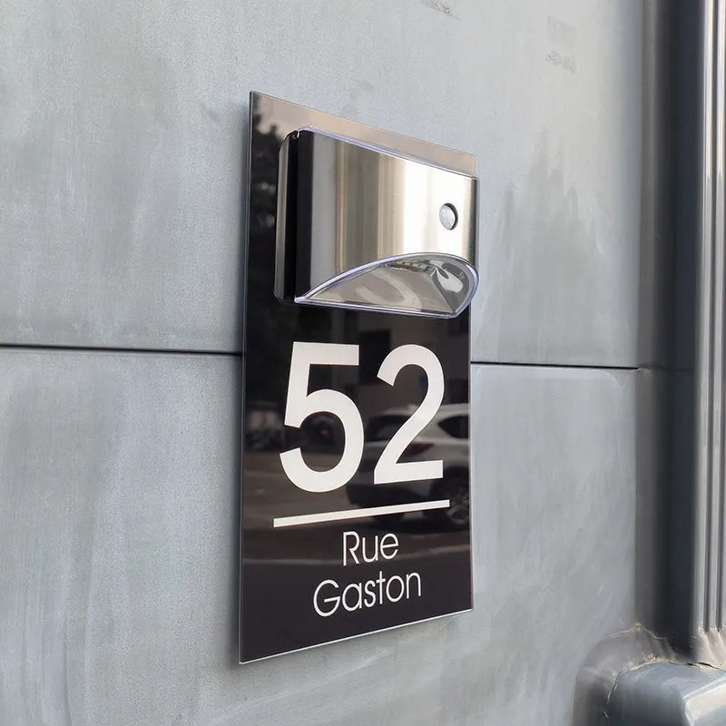 HomeDelux™ Personalized Modern Solar Door Sign