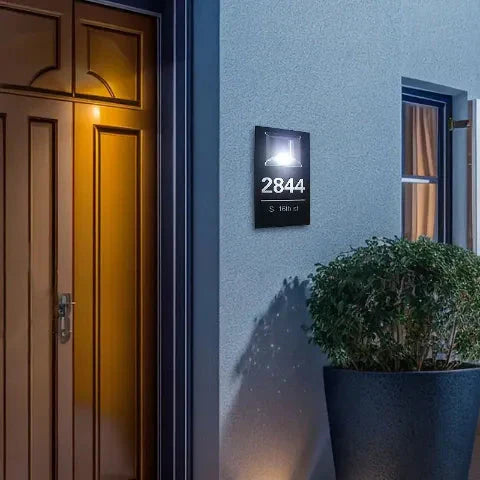 HomeDelux™ Personalized Modern Solar Door Sign