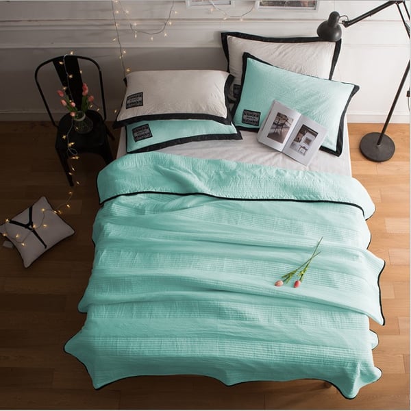 Icy ZenChill™ Soft summer soothing blanket
