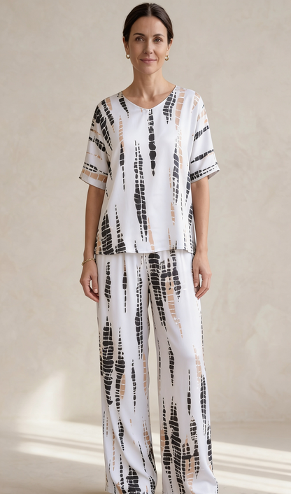 Greta Mancini™ Elegant Satin Crew Neck Set