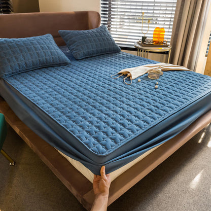 BelleVie™️ Breathable Silk Mattress Protector