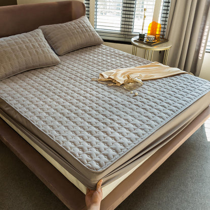 BelleVie™️ Breathable Silk Mattress Protector