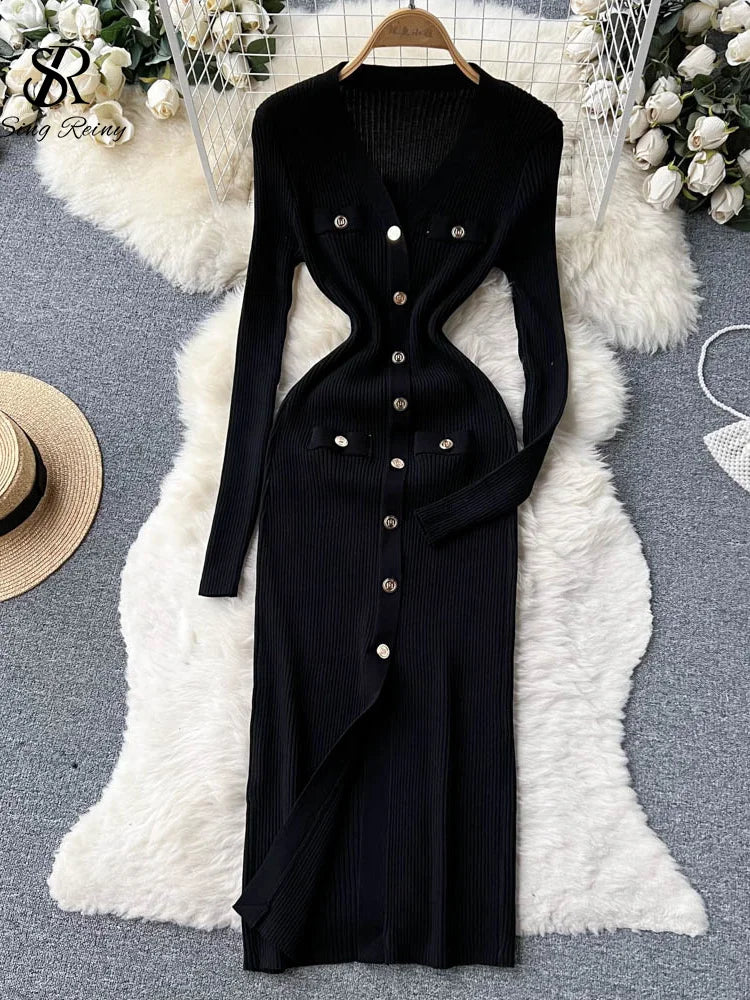Corazón™ Knitted midi dress with button closure