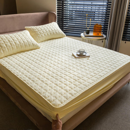 BelleVie™️ Breathable Silk Mattress Protector