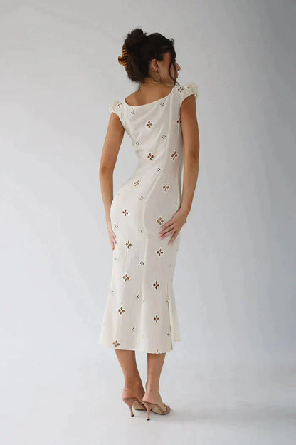 Sabrina Brook™ Summer embroidered dress