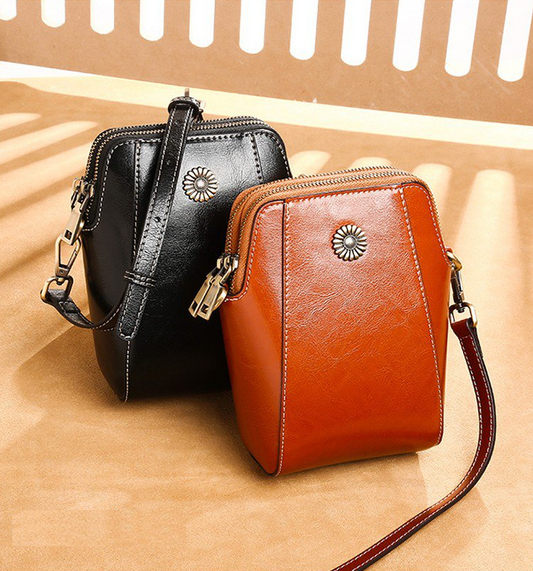 Sancha™ Small vintage style shoulder bag