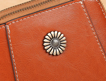 Sancha™ Small vintage style shoulder bag