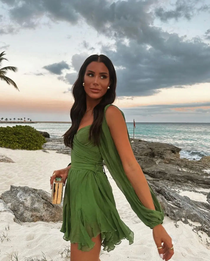 Alice Morrow™ Off-the-shoulder V-neck dress