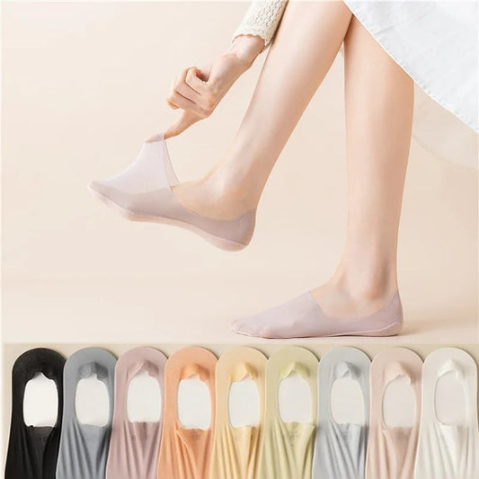 Silk Serene™ Transparent anti-slip socks