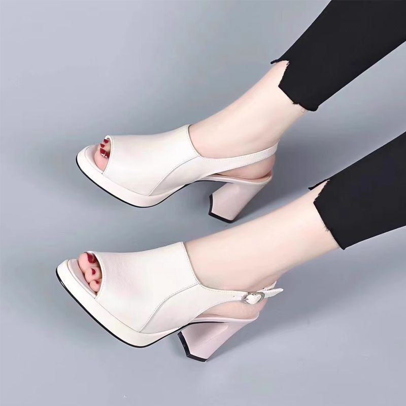 Zoe Point™ Stylish and comfortable high-heeled sandals