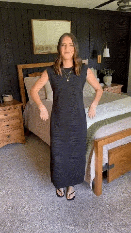 Angiolina Angiolina Ghidini Elegant Loose Maxi Dress - animated main view of casual wrinkle free maxi dress