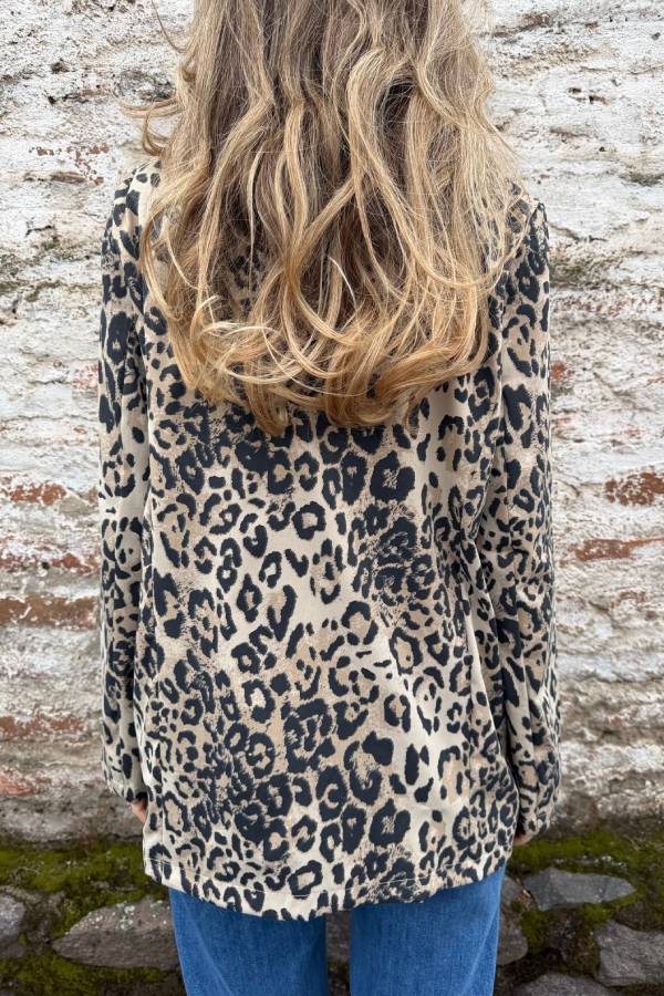Augusta Poggi™ Versatile Leopard Blazer for Day to Night