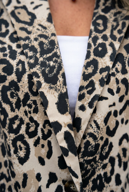 Augusta Poggi™ Versatile Leopard Blazer for Day to Night