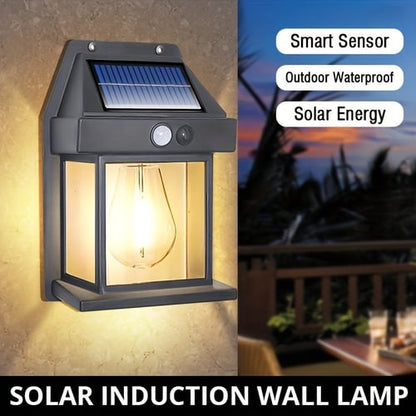 Solar Seren™ Solar-powered outdoor wall lamp