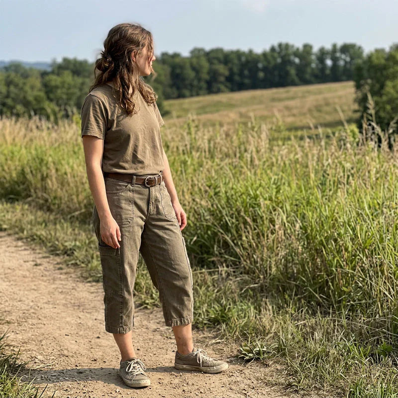 Benedetta Nanni™ Relaxed Cargo Capris with Functional Pockets