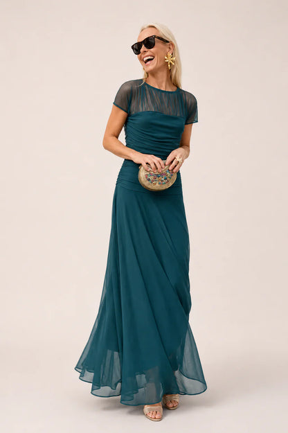 Camilla Della Valle™ Elegant Flowing Dress for Special Occasions