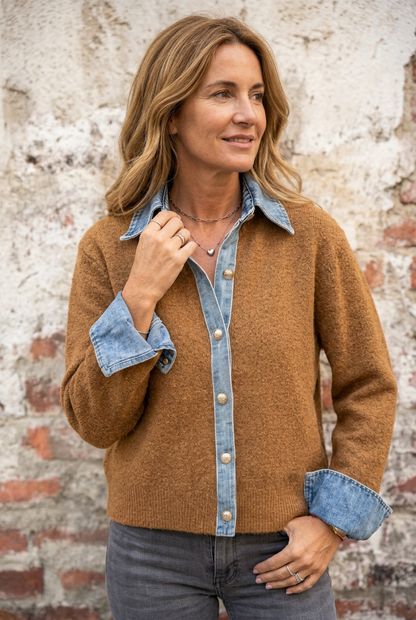 Cassandra Borghi™ Trimmed Cardigan for Effortless Everyday Style